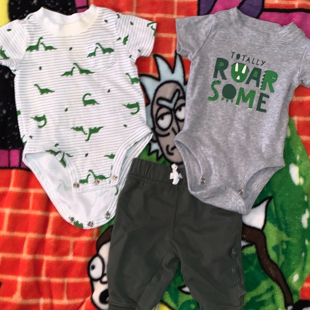 Carters 3 piece 3 month old set